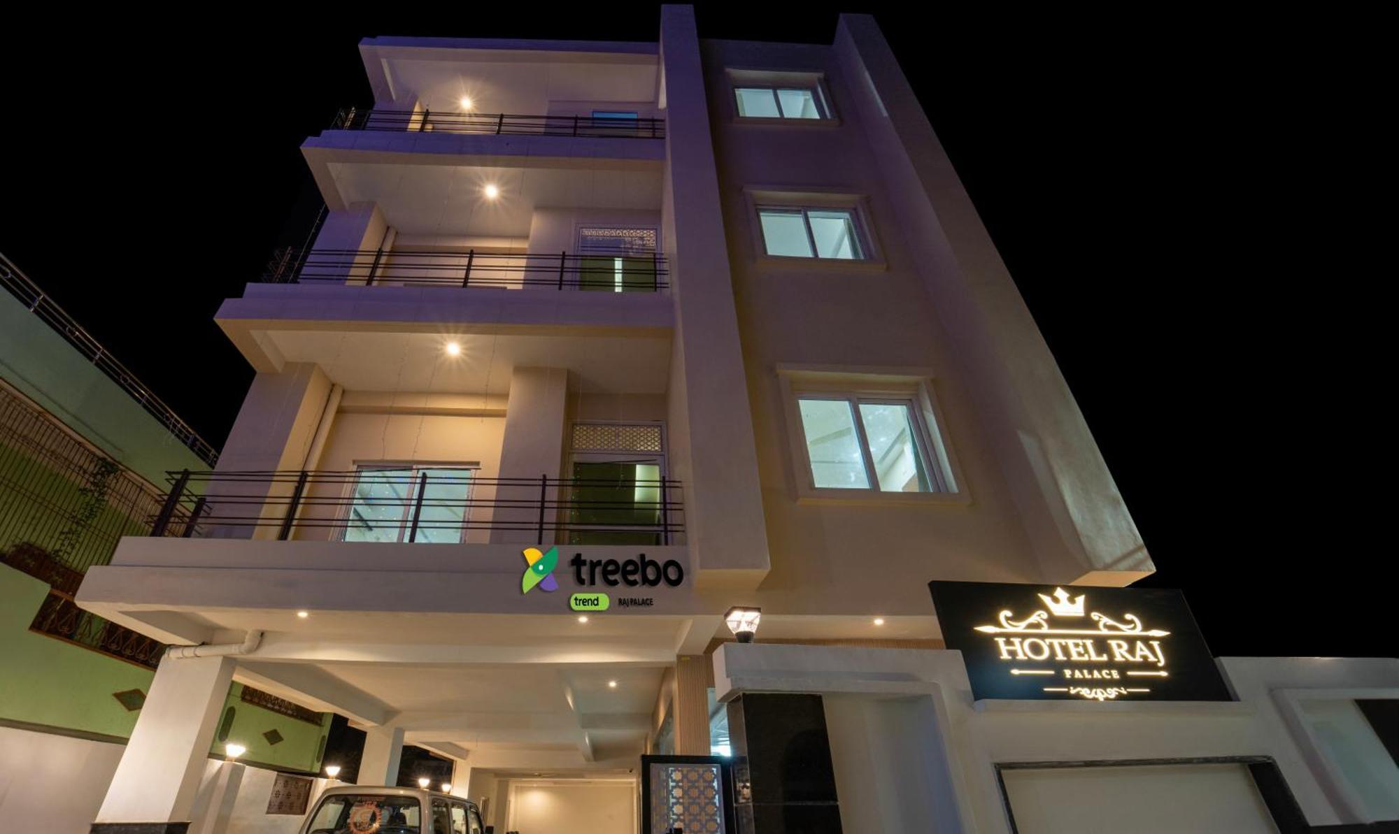 Treebo Raj Palace فاراناسي المظهر الخارجي الصورة