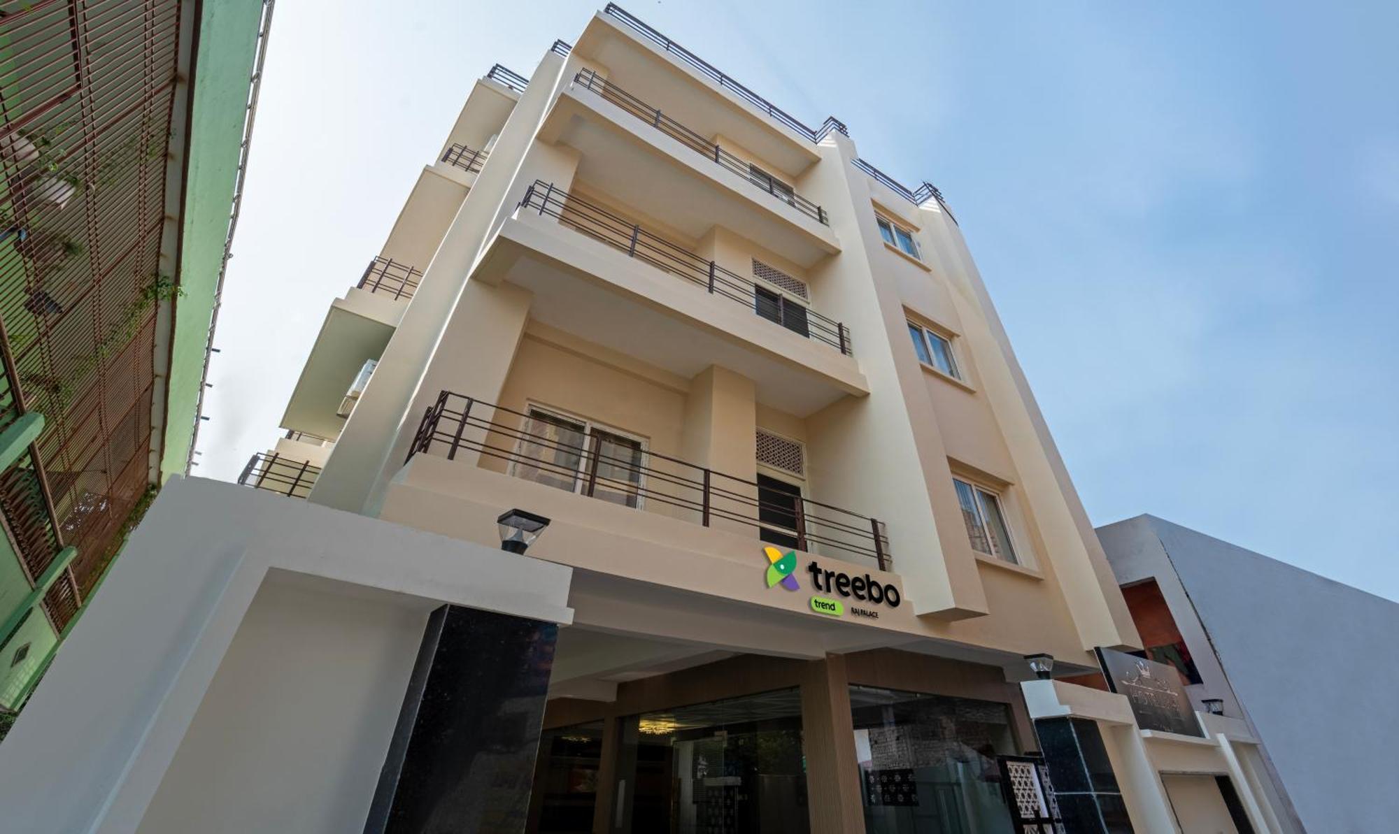 Treebo Raj Palace فاراناسي المظهر الخارجي الصورة