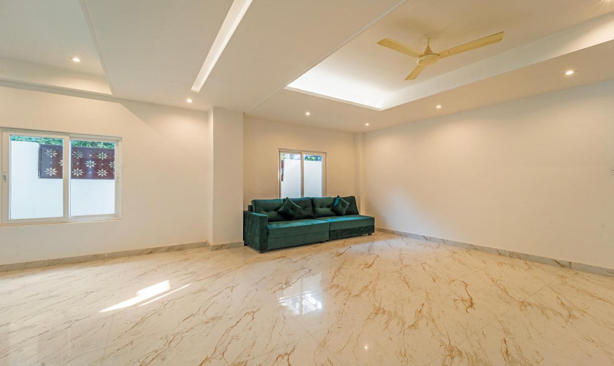 Treebo Raj Palace فاراناسي المظهر الخارجي الصورة